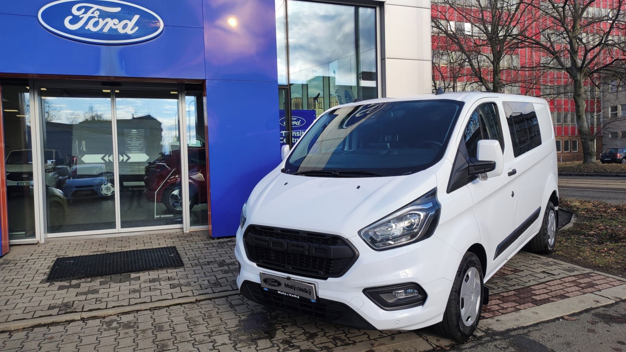 Ford Transit Custom, Transit Custom,aut,5 míst,ČR - fotka 2