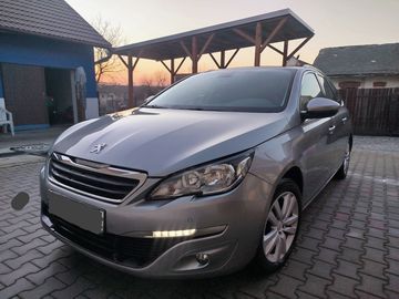Peugeot 308 1.2i 96kW Combi CZ