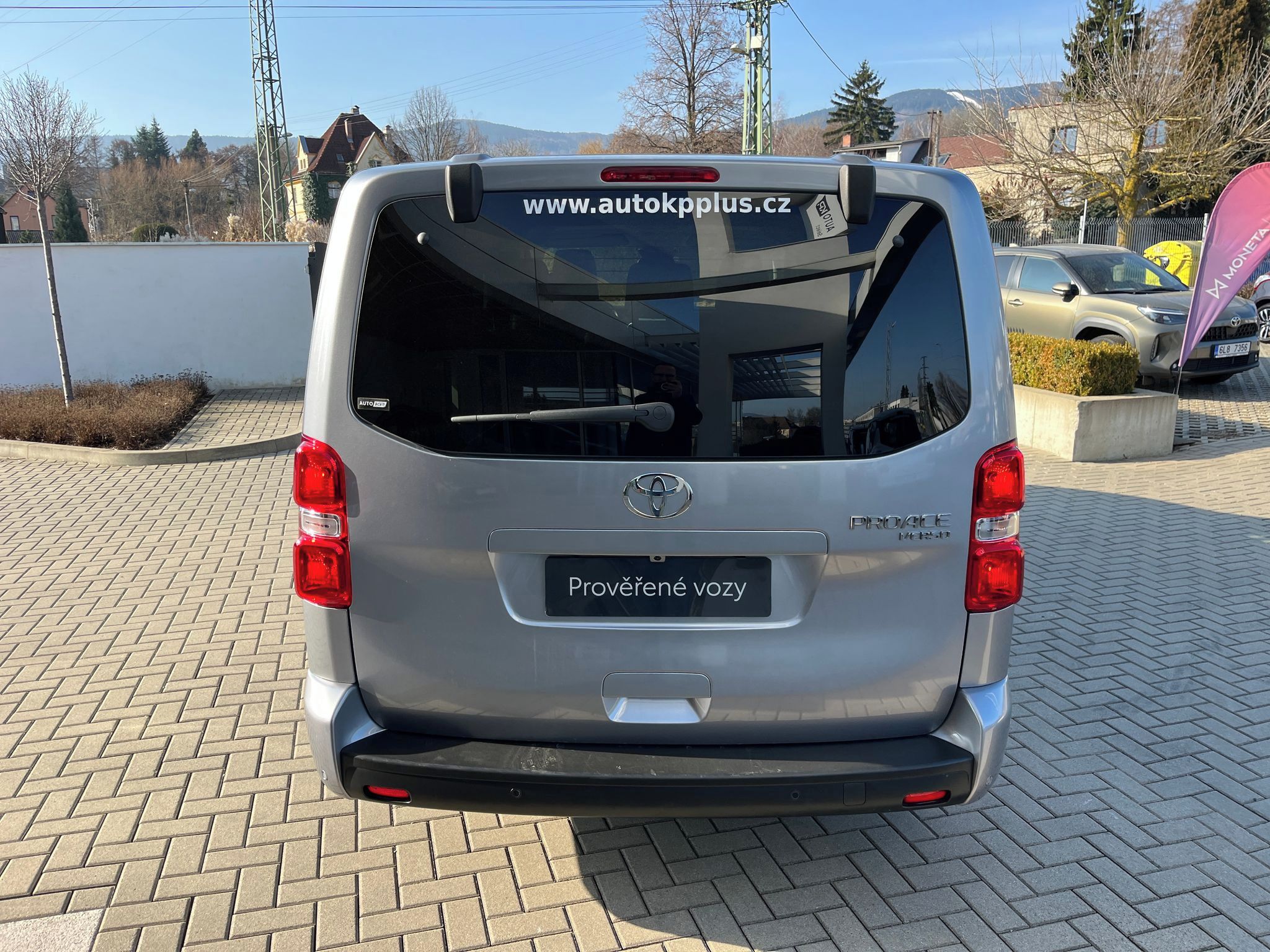 Toyota Proace Verso, 2.0 180k VIP L2 Webasto AT 7S - fotka 5