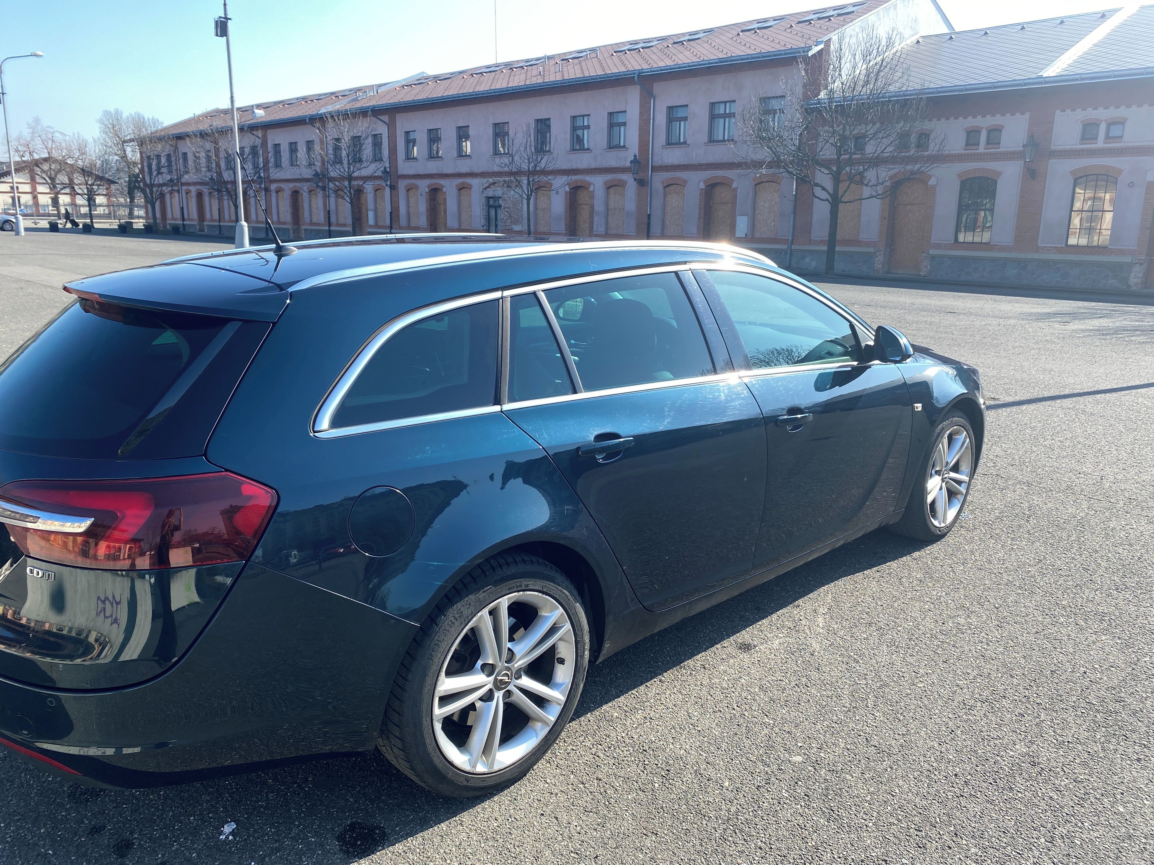 Opel Insignia, Opel Insignia Sports Tourer - fotka 6
