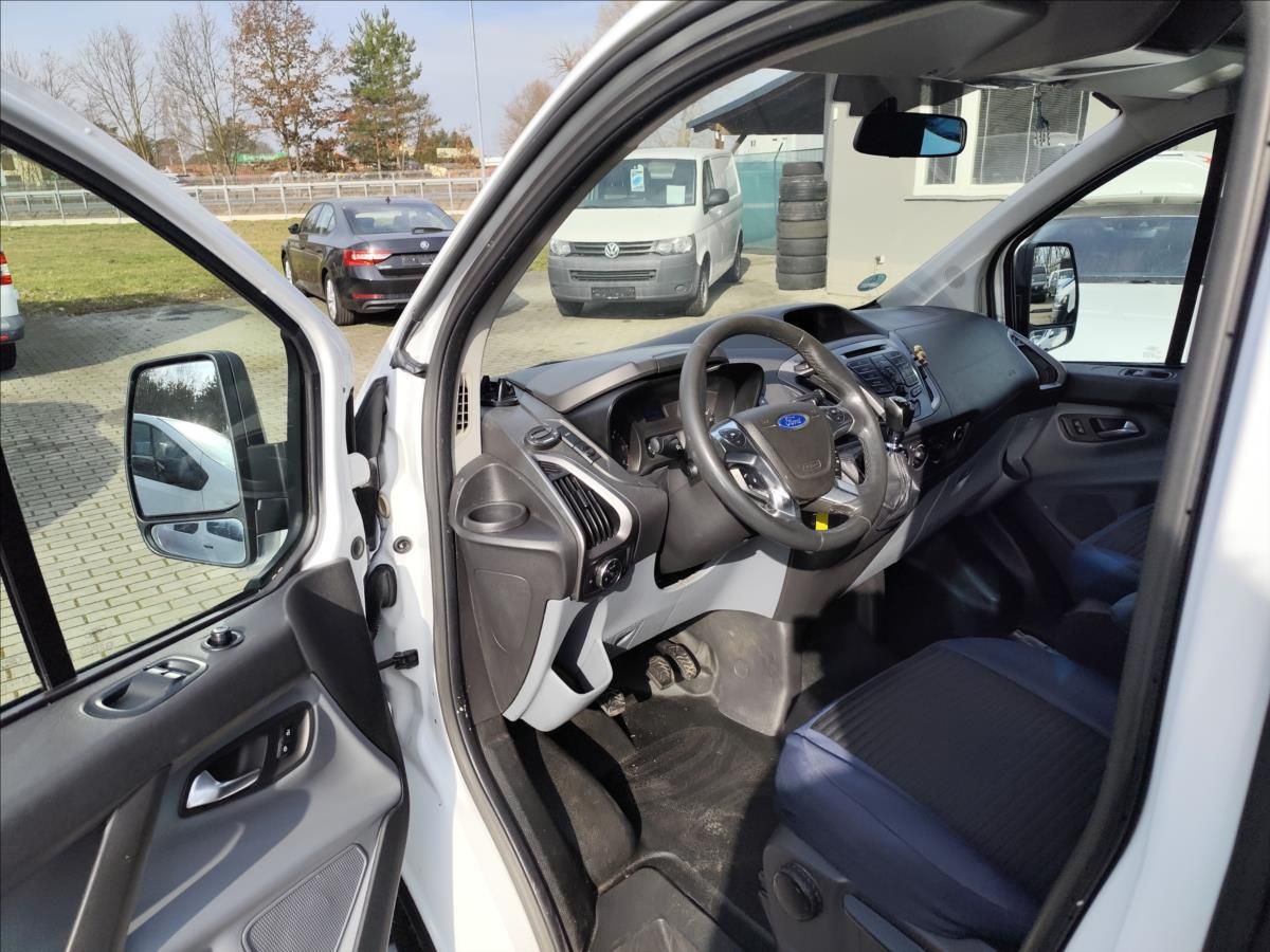 Ford Transit Custom, 2,2TDCi 92KW 5MÍST ALU AC+WEBA - fotka 5