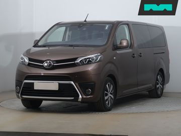 2.0 D-4D, 7 míst, L2