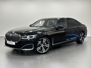 750Ld xDrive, 1. Majitel