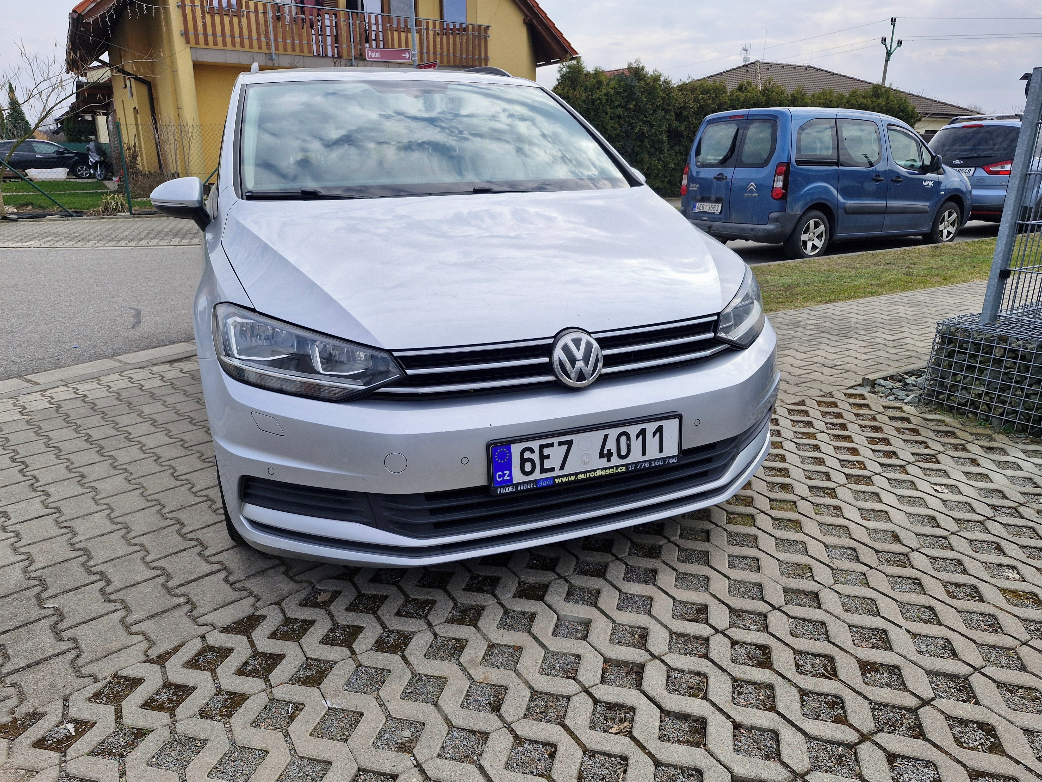 Volkswagen Touran, VW Touran 2.0Tdi 110kw DSG - fotka 2