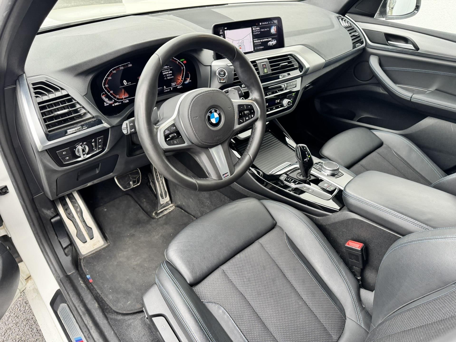 BMW X3, X3 xDrive20d Mpaket - fotka 5