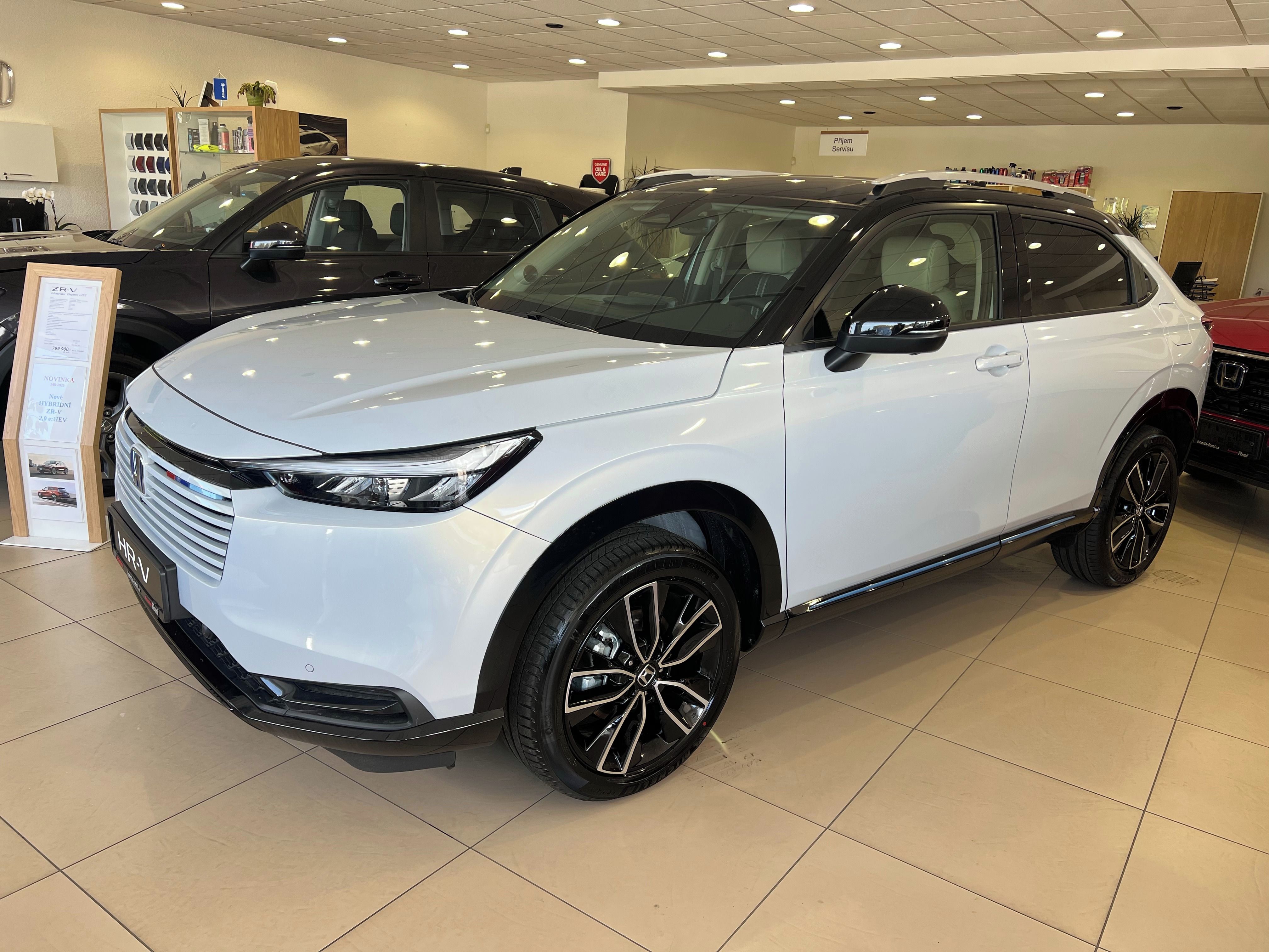 Honda HR-V, 1,5 e:HEV Advance Style MR27 - fotka 4