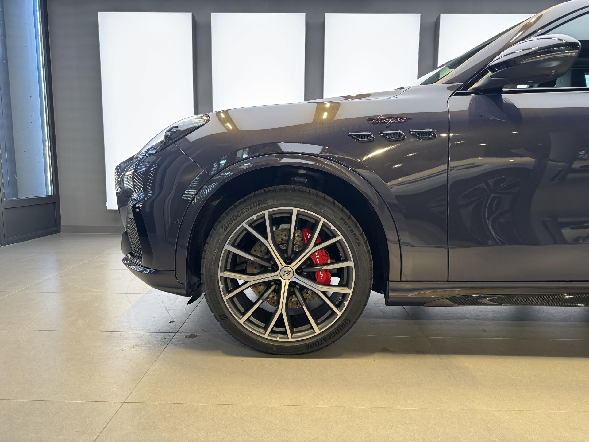 Maserati Grecale, Trofeo 530HP Individual - fotka 4