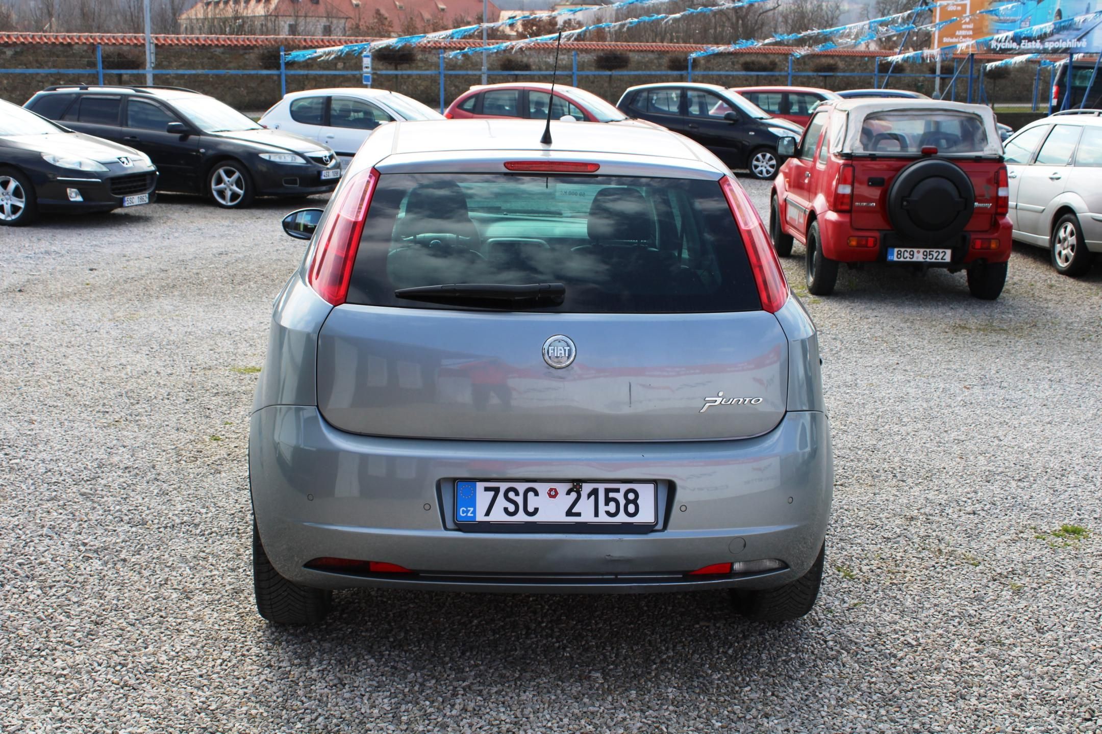 Fiat Grande Punto, 1,4i KLIMA EL.OKNA ALU17 KŮŽE - fotka 6