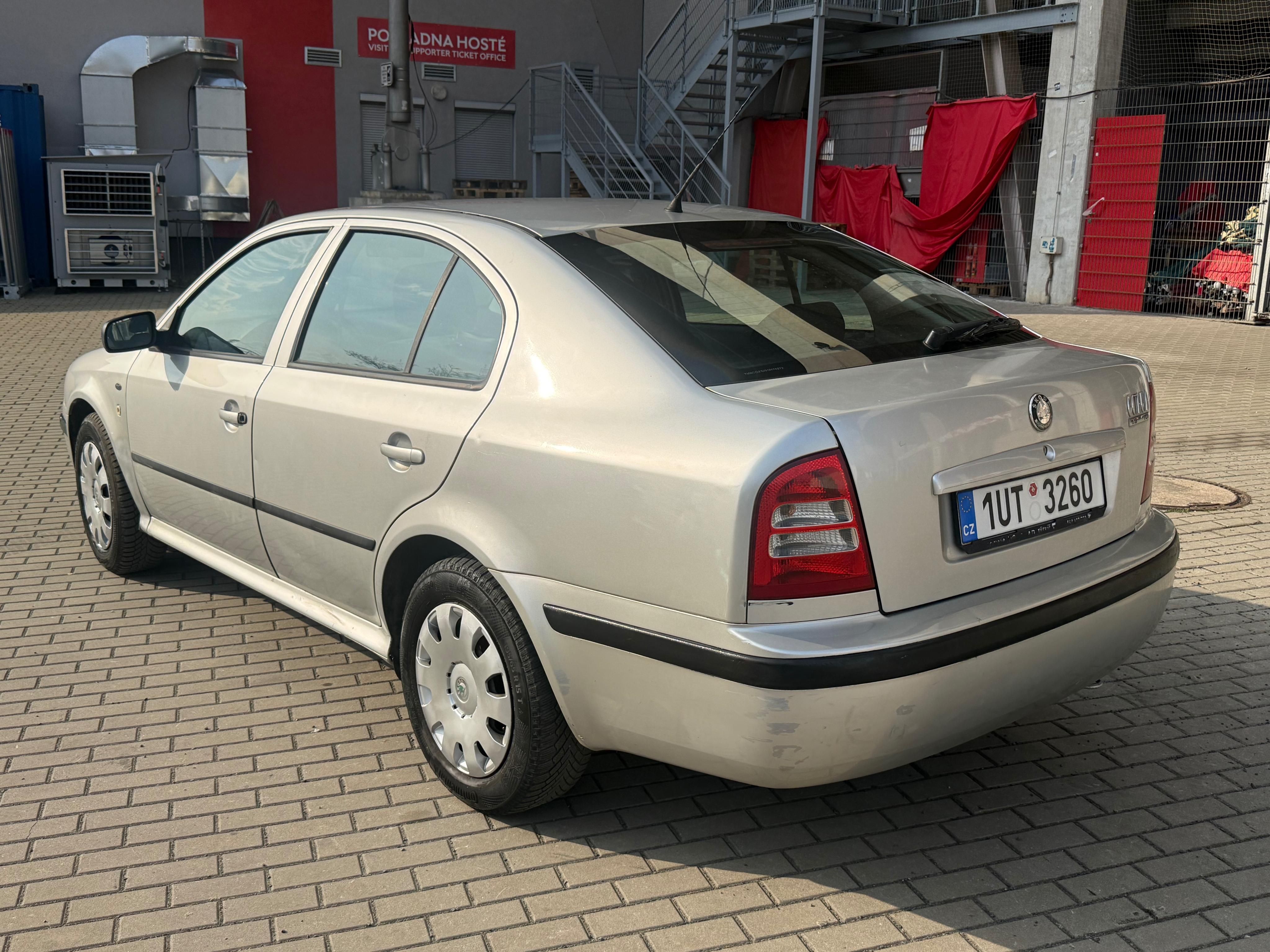 Škoda Octavia, 1.9TDI, 66kw Automat - fotka 3