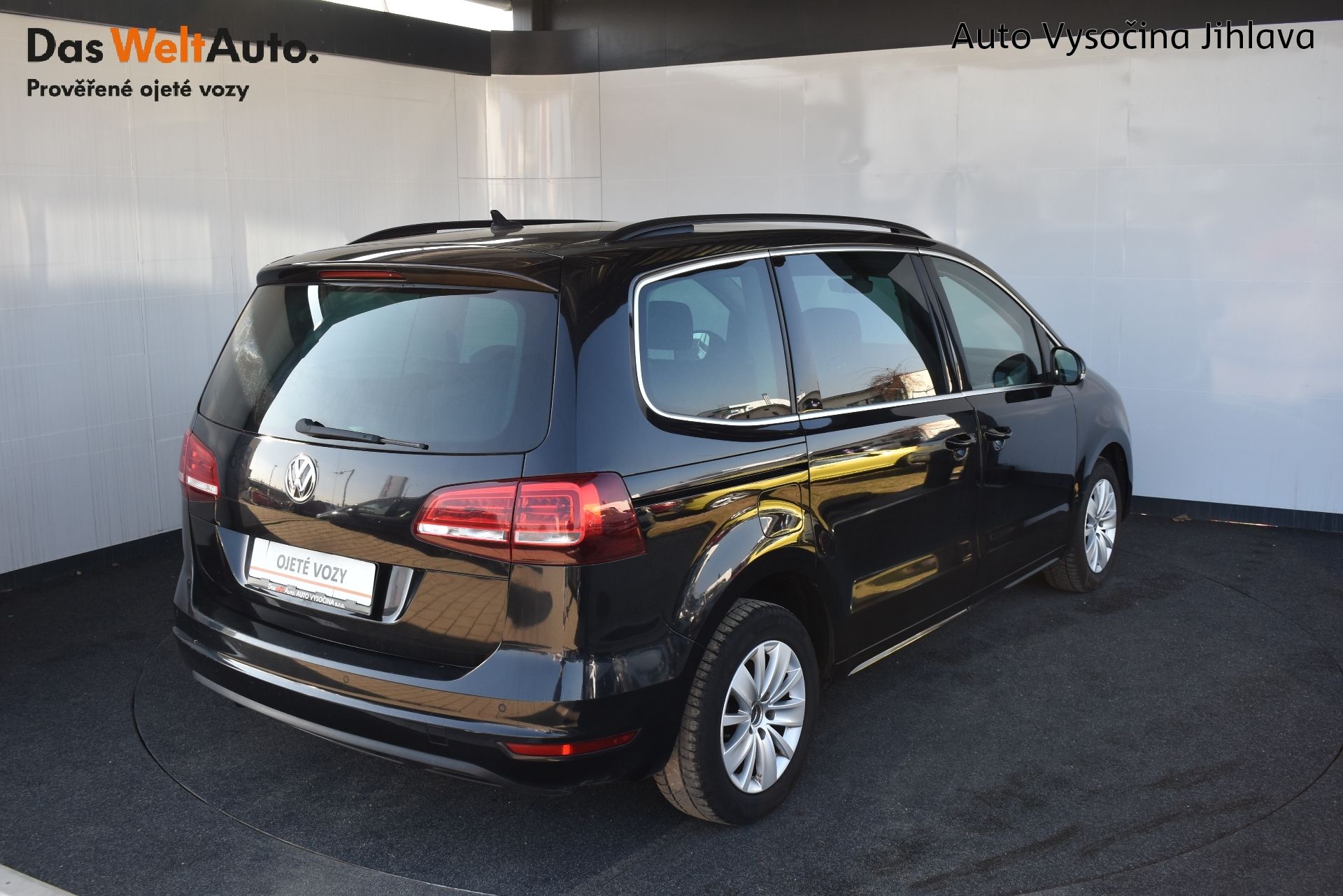 Volkswagen Sharan, 2.0TDI 110kW DSG 7 míst - fotka 2
