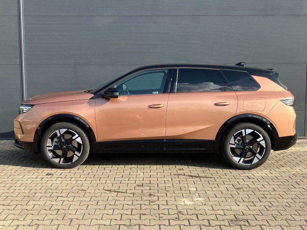 Opel Grandland, ULTIMATE 1.6 Turbo PHEV eDCT7 - fotka 3