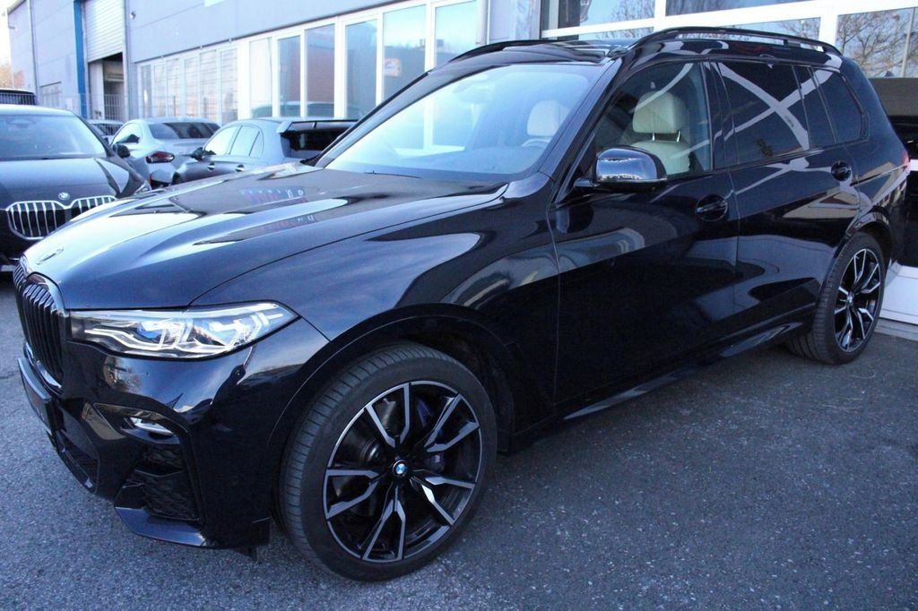 BMW X7, 40d offroad pack. masáž, nez.t