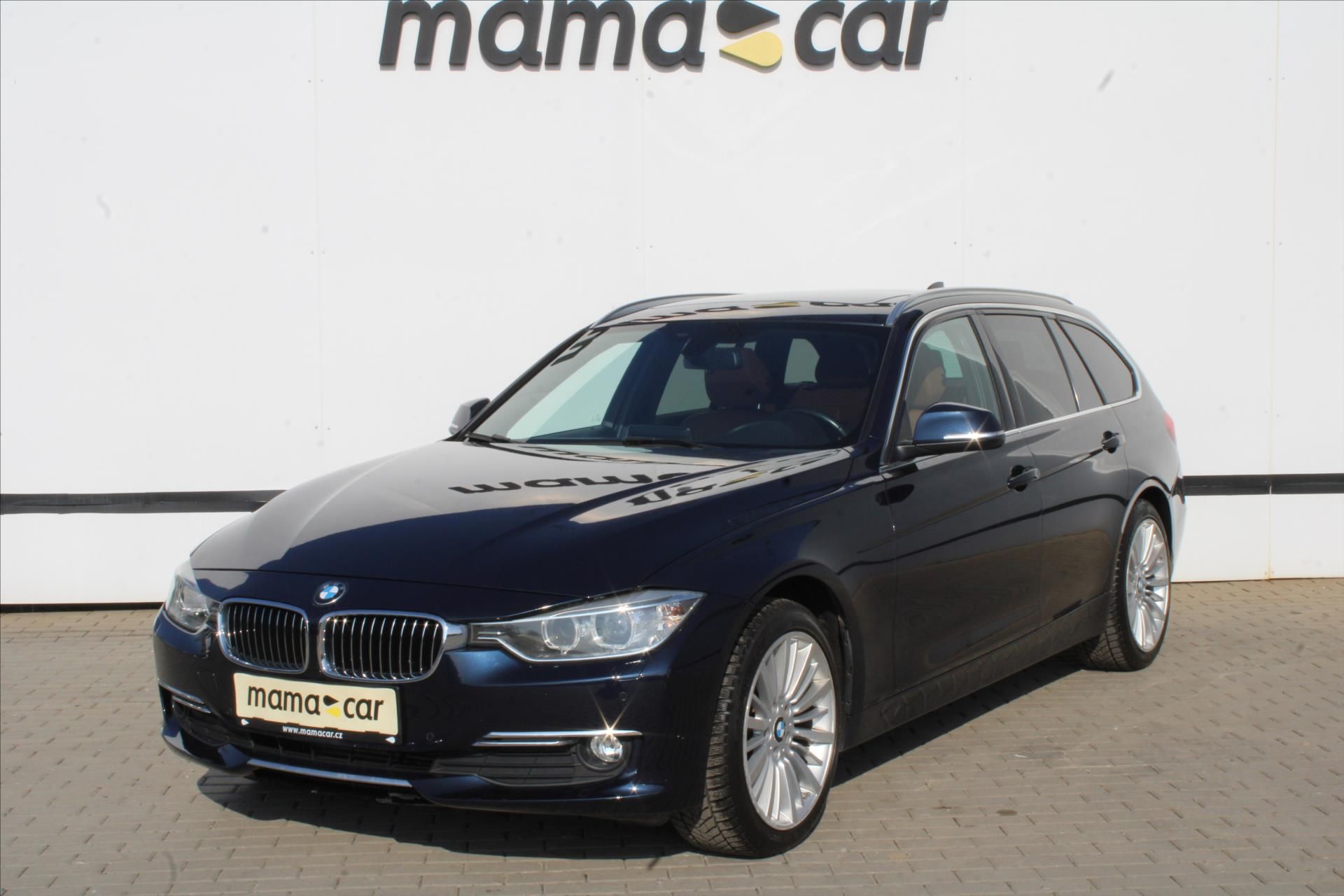 BMW Řada 3, 320d xDrive NAVI KŮŽE PANORAMA - fotka 3