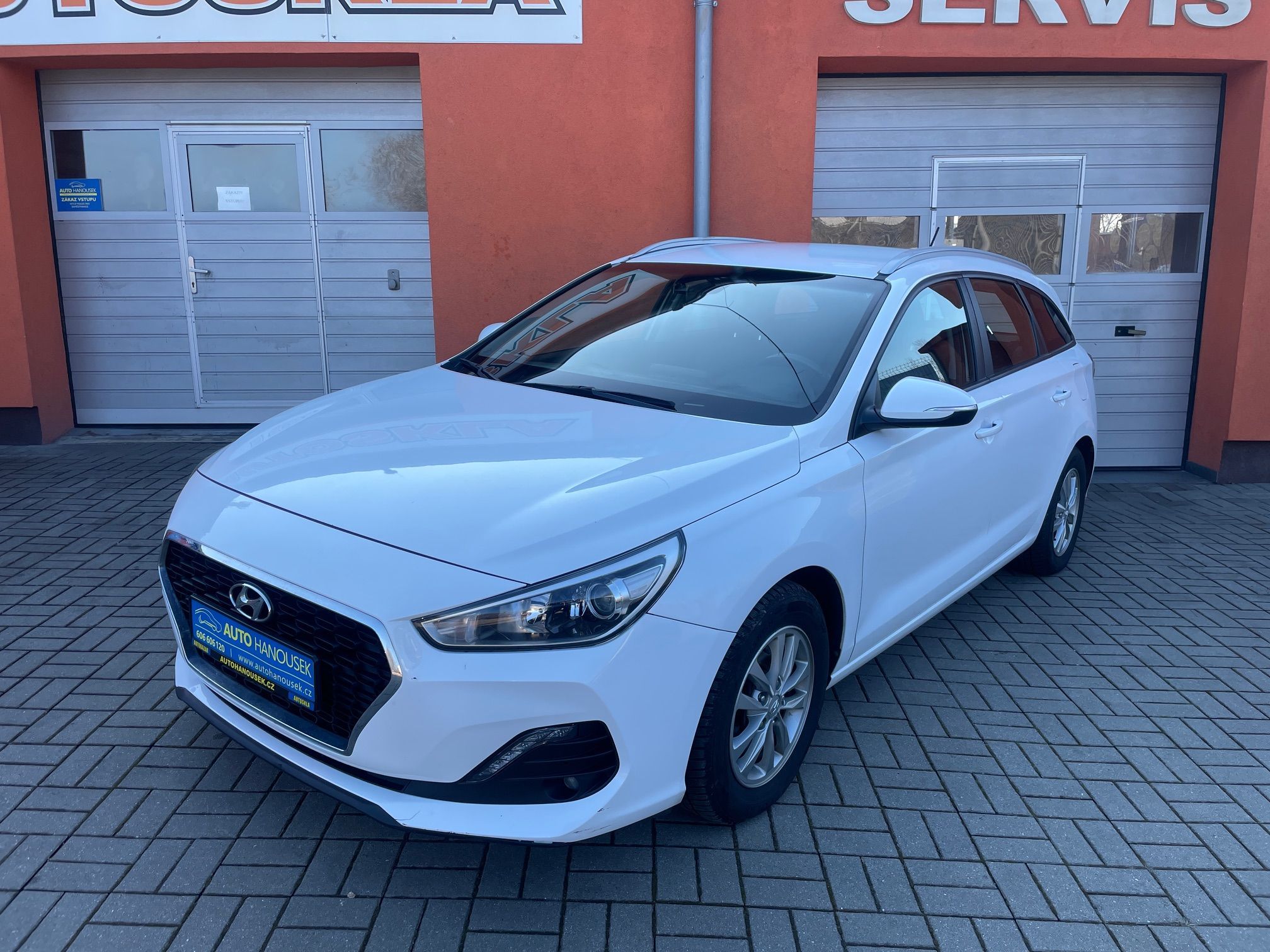 Hyundai i30, 1.6 CRDi 85KW 2xkola