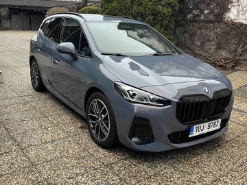 BMW 220 plná výbava jako nové