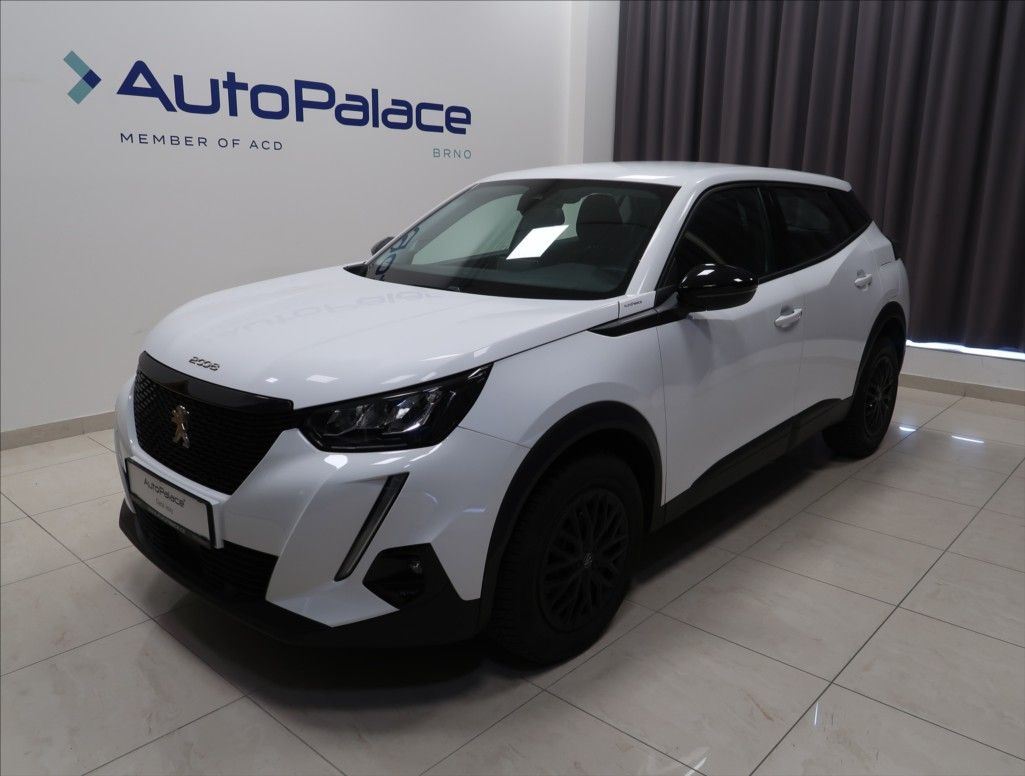 Peugeot 2008, 1,2 i ČR 1. MAJ SERVIS PEUGEOT