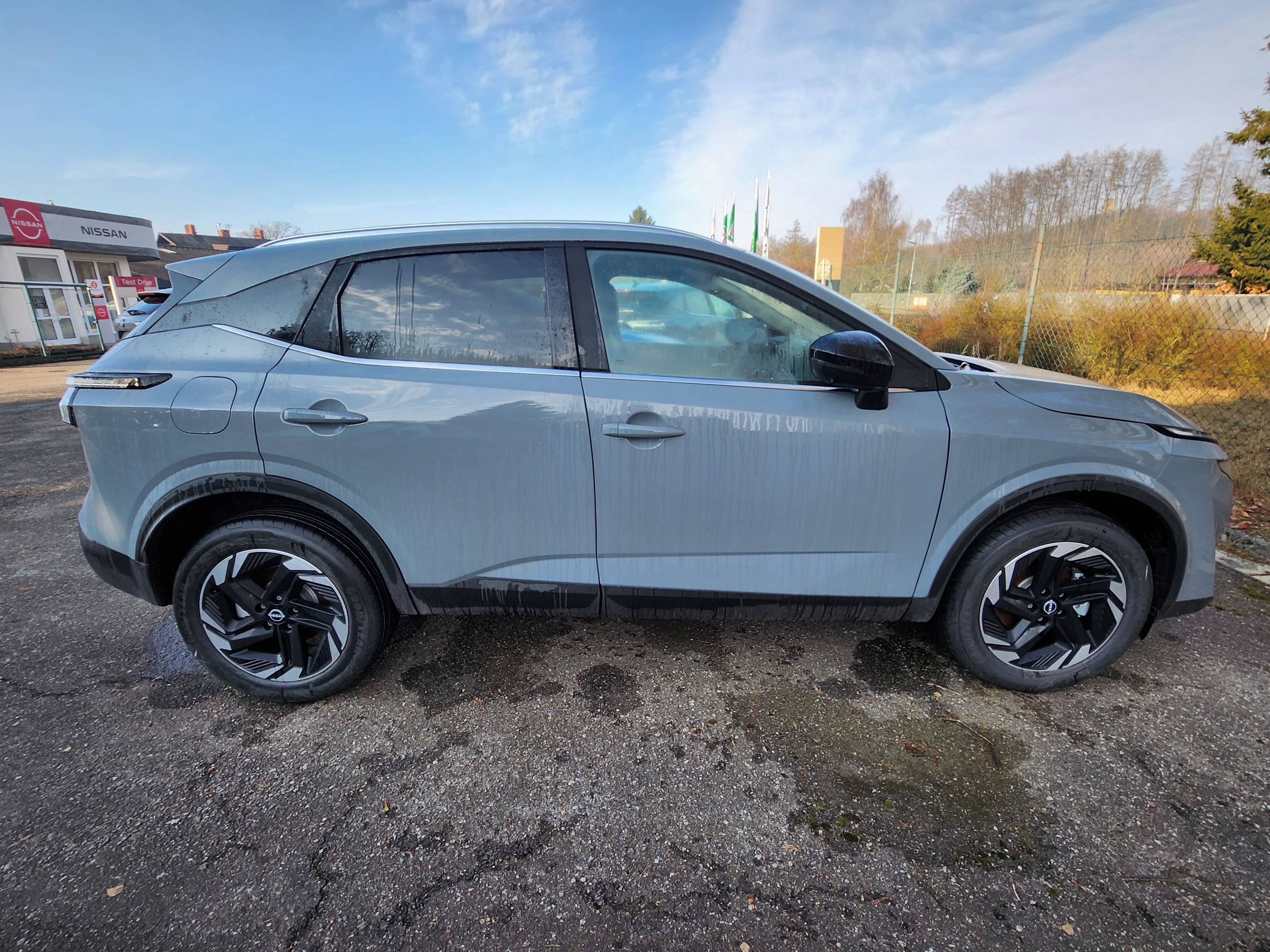 Nissan Qashqai, N-CONNECTA1.3DIG-T mHEV2WD,6MT - fotka 3