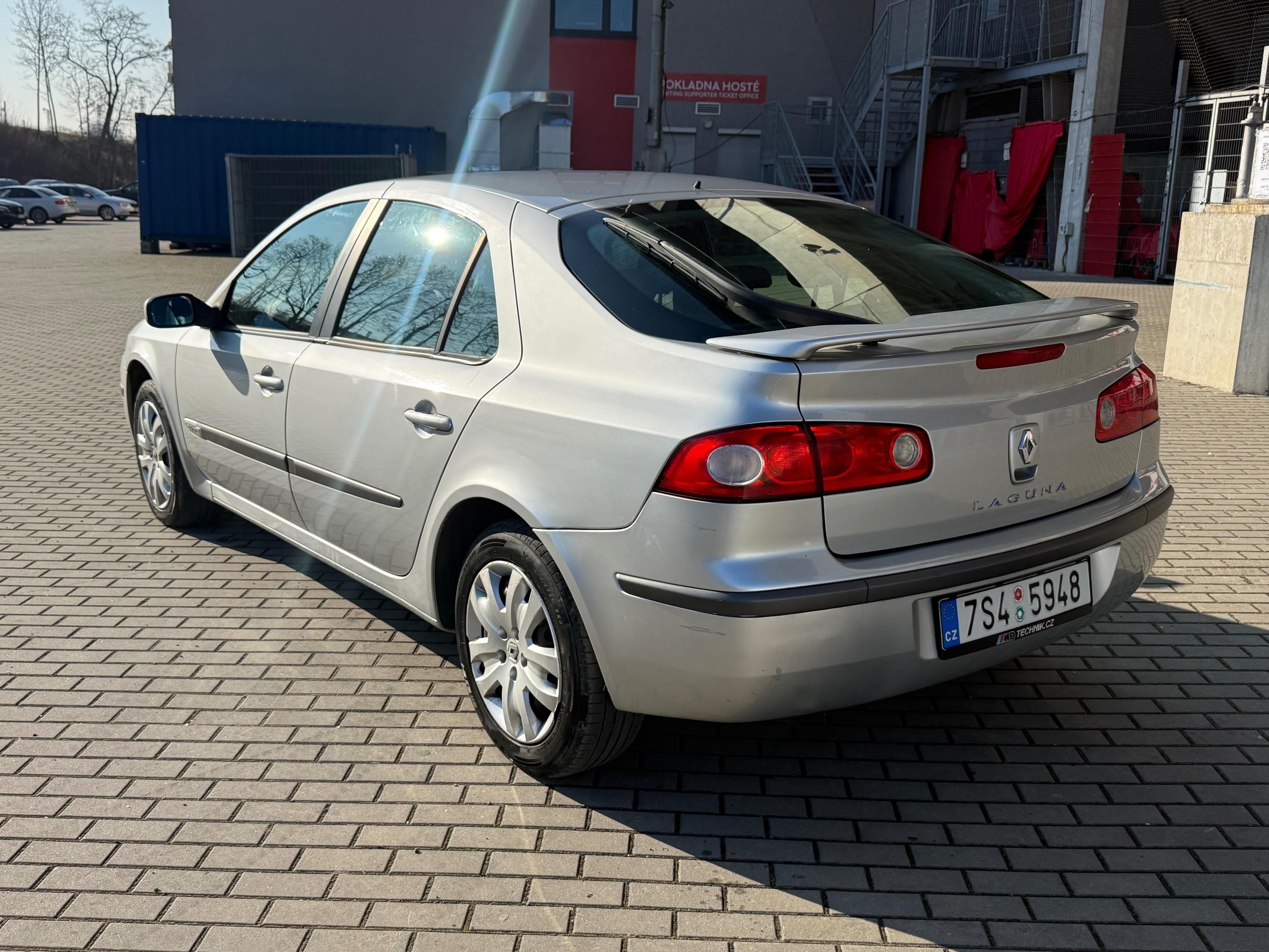 Renault Laguna, 2.0i, 98kw Nová STK - fotka 3