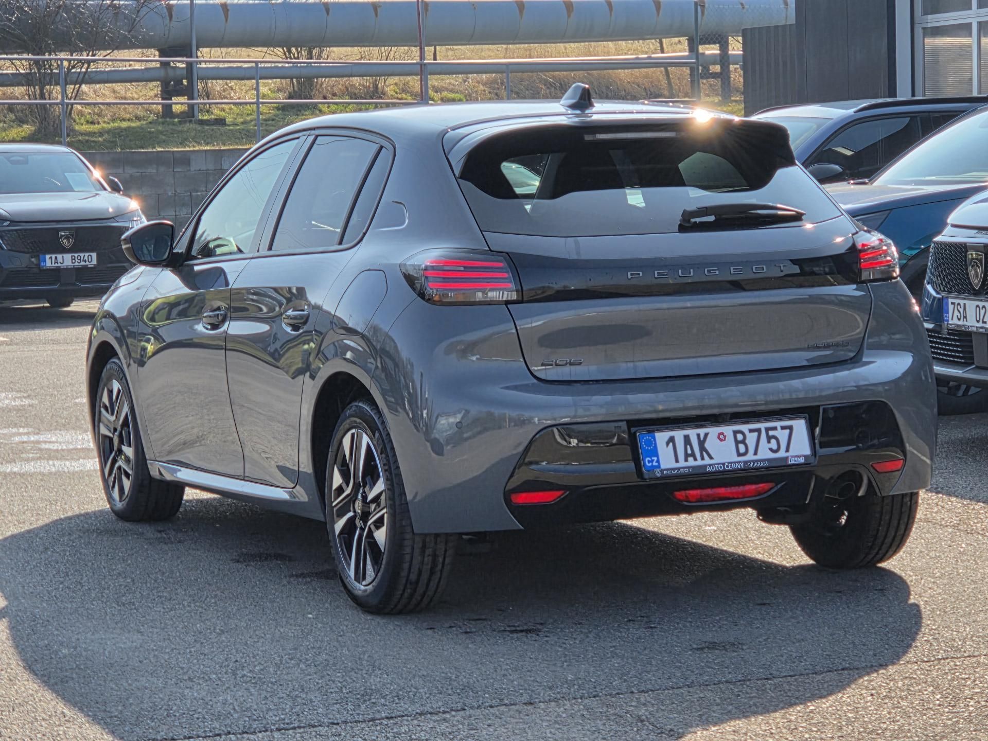 Peugeot 208, Hybrid e-DCS 110 ALLURE - fotka 3
