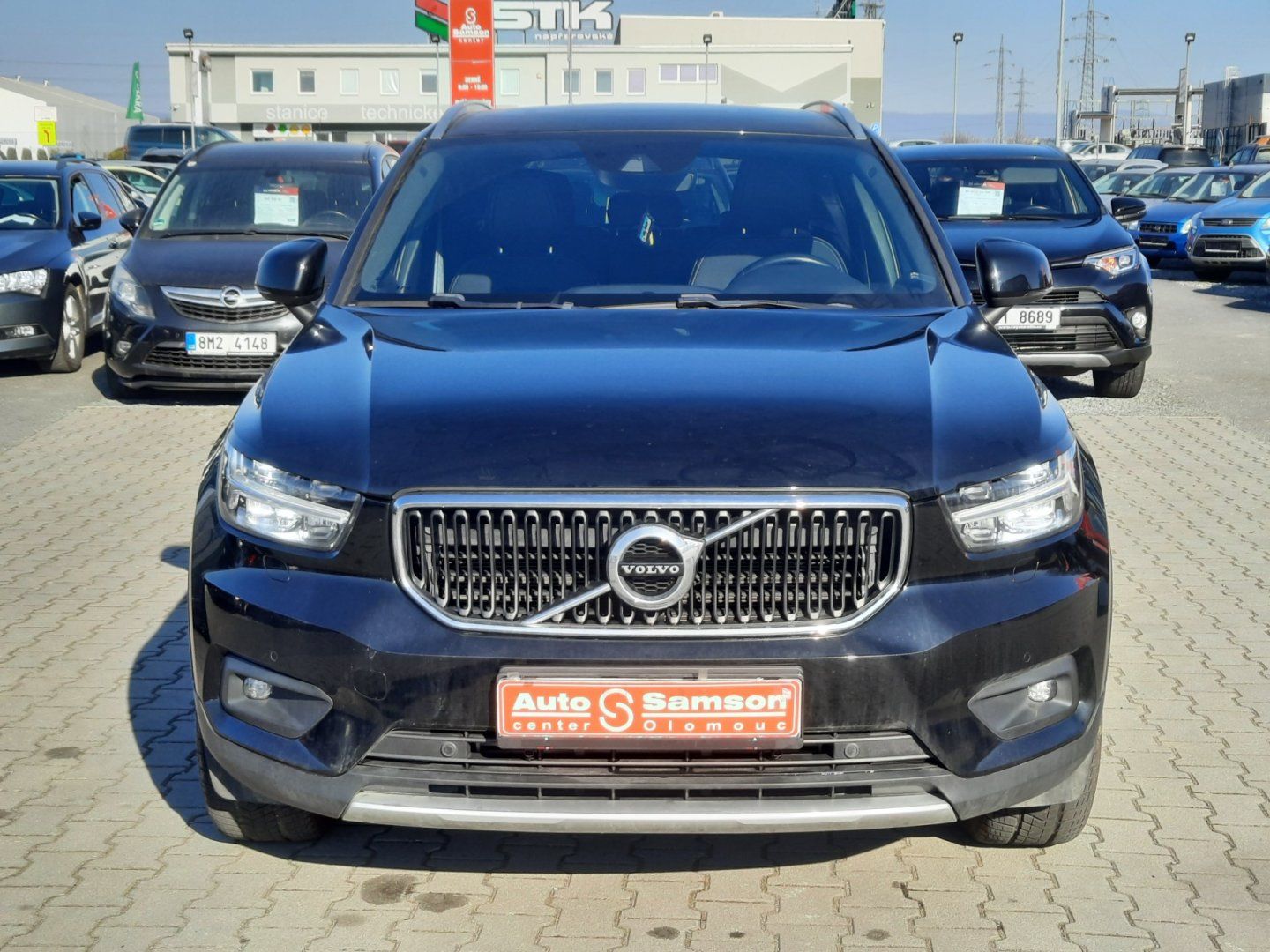 Volvo XC40, T3 GPS NAVI MOMENTUM PRO 120kW - fotka 2