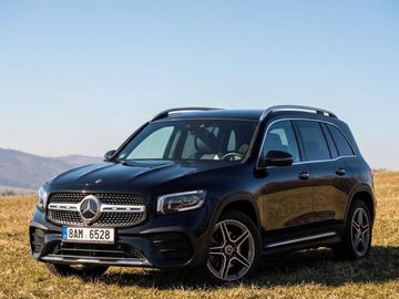 Mercedes GLB 200d 4MATIC AMG