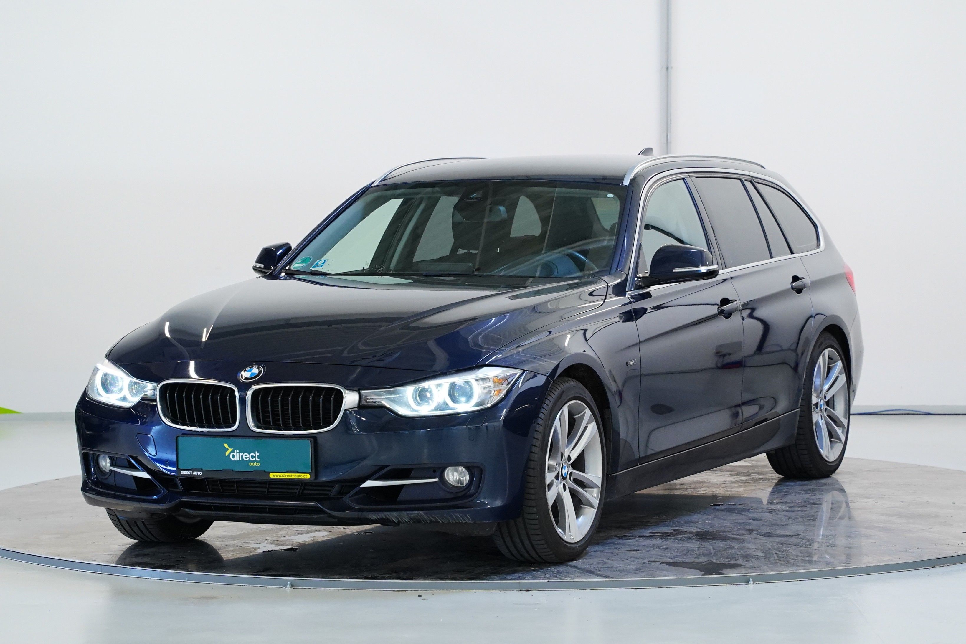 BMW Řada 3, 328i 180 kW Sport-Line