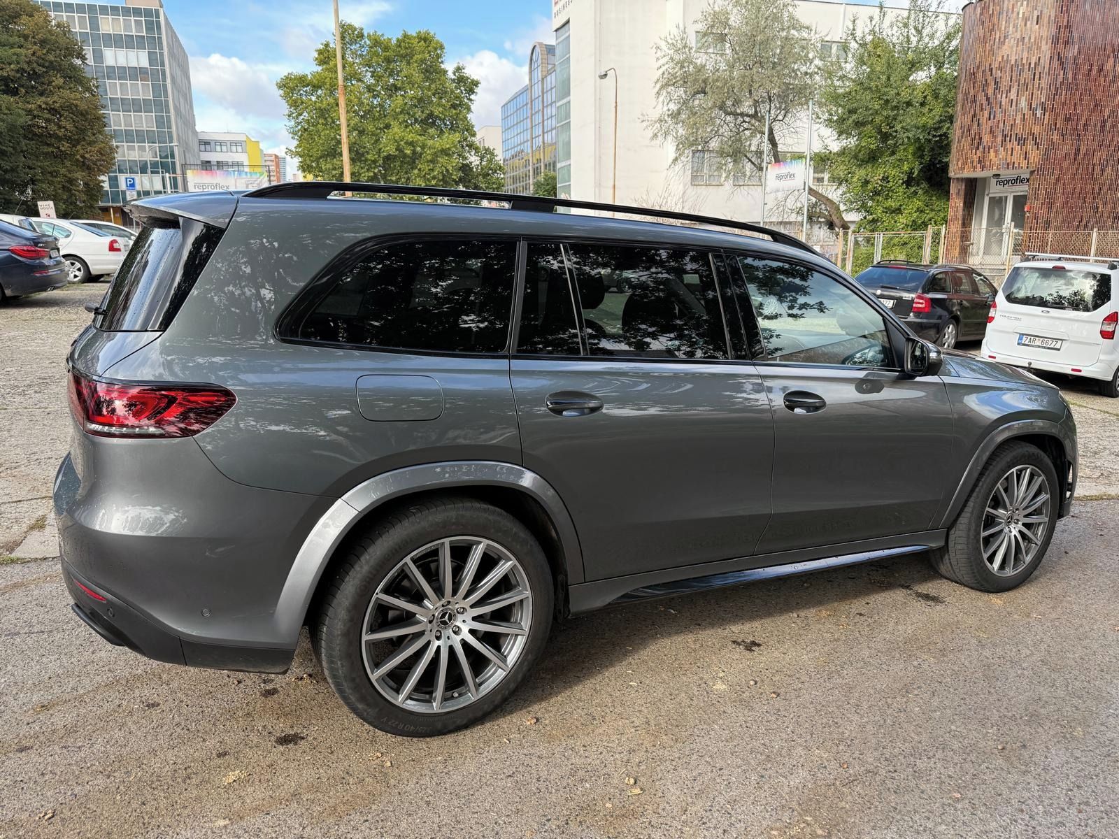 Mercedes-Benz GLS, 400 D 4MATIC, sada zimních kol - fotka 2