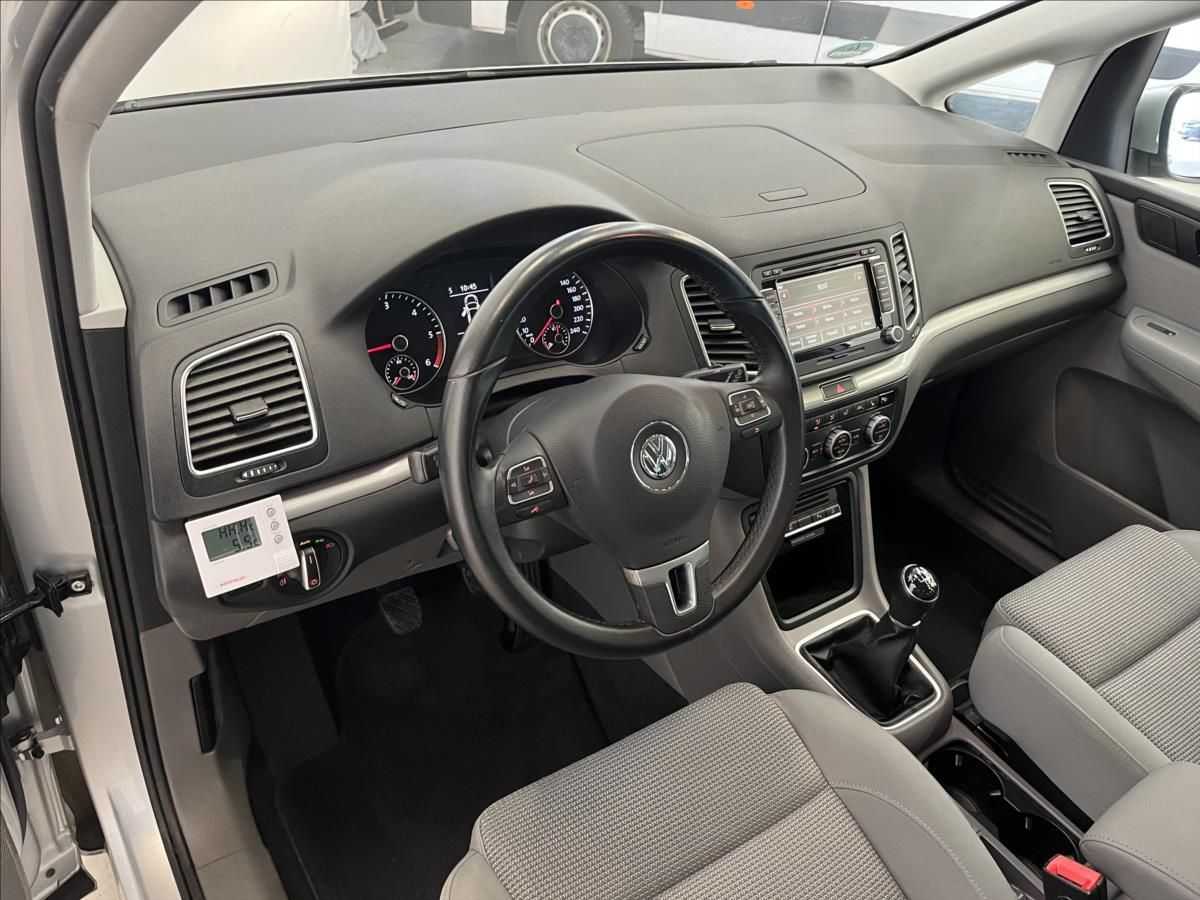 Volkswagen Sharan, 2,0 TDI  Comfortline - fotka 6