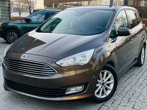 Ford Grand C-MAX, 2.0TDCi MAN TAŽNÉ 1MAJITEL