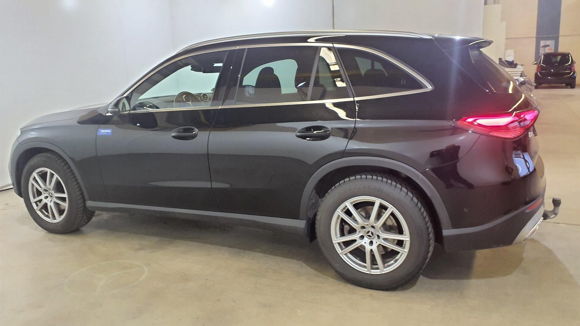 Mercedes-Benz GLC, 220d 4M*DISTR*360°WIDESC*TZ* - fotka 5