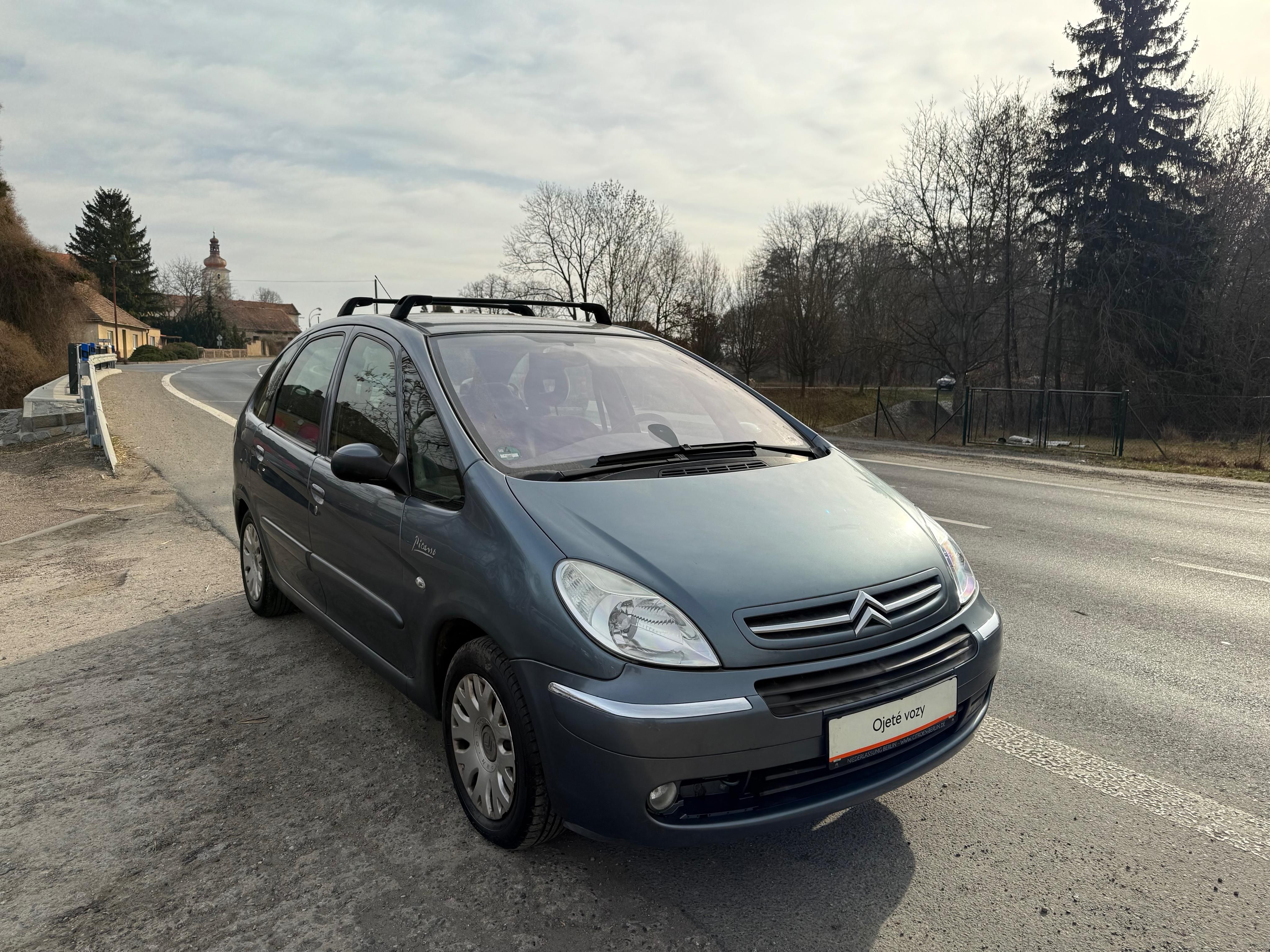 Citroën Xsara Picasso, 1.6i 16v 80kw Klima Tažné - fotka 4