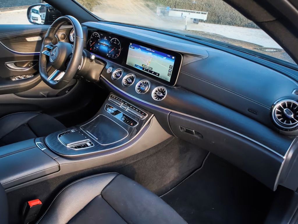 Mercedes-Benz Třídy E, E400d, 4Matic AMG-paket - fotka 6