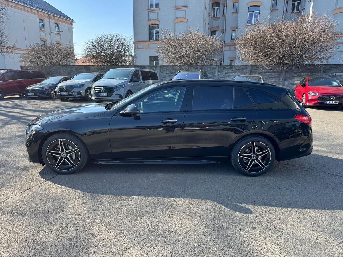 Mercedes-Benz Třídy C, C 220 d 4MATIC kombi - fotka 4