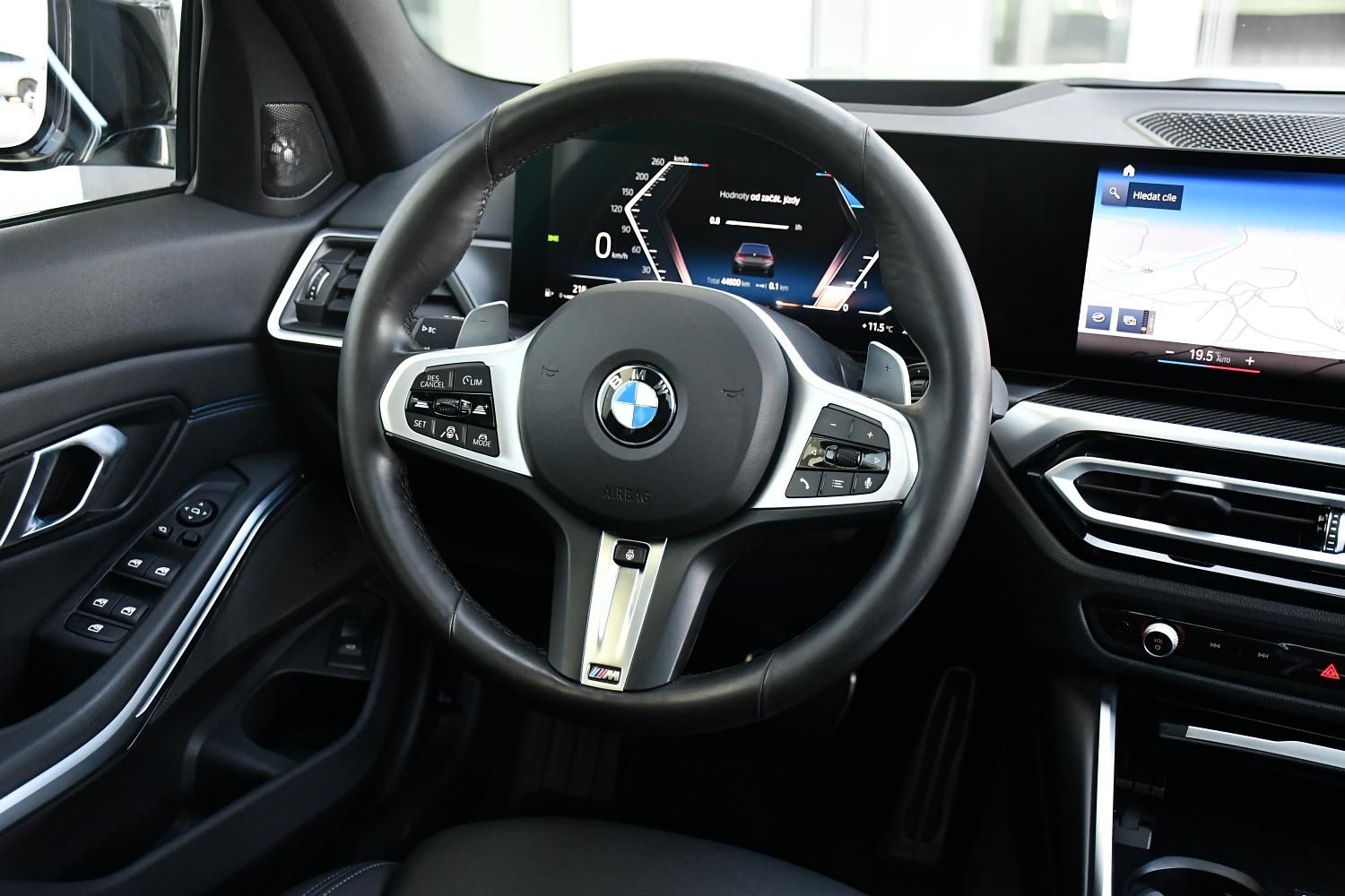 BMW Řada 3, 320d xDrive MSPORT ČR 3LZÁRUKA - fotka 6