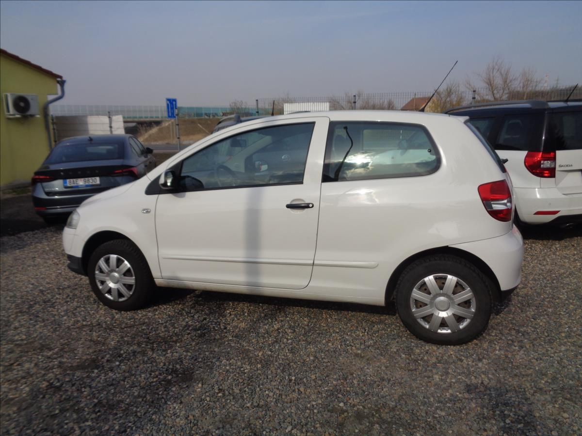 Volkswagen Fox, 1,2 HTP nová STK - fotka 4