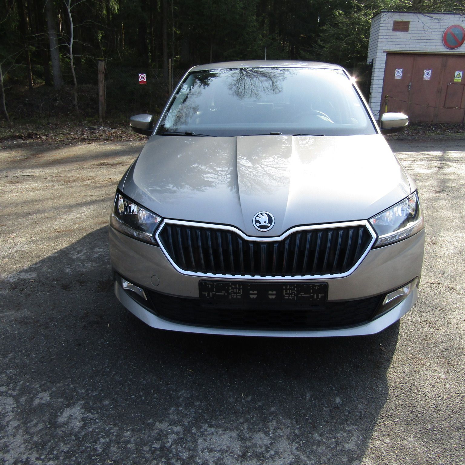 Škoda Fabia, 1,0MPi 55kw, NAJETO 33 086km - fotka 2