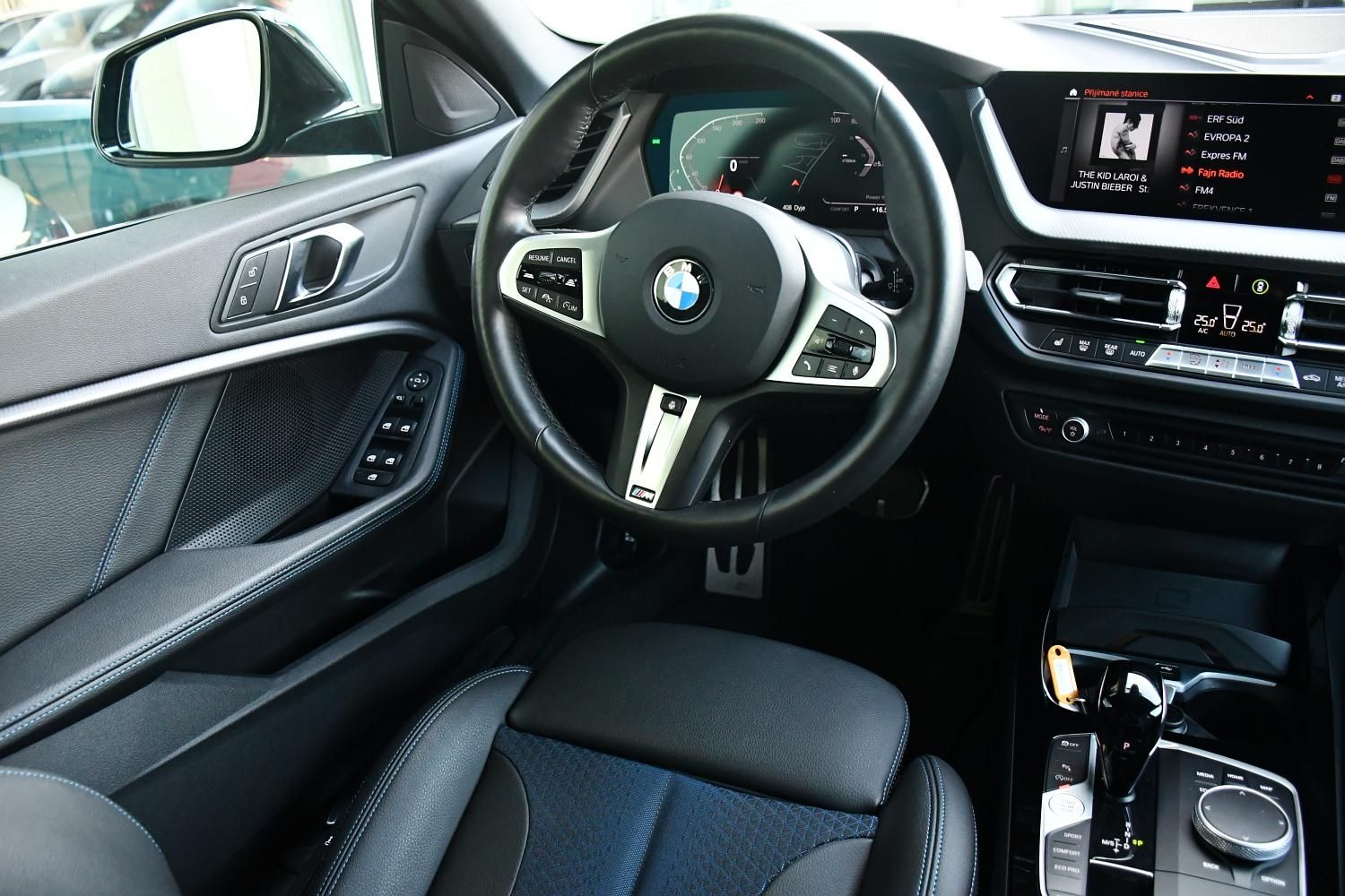 BMW Řada 2, 218d MSPORT 3LZÁRUKA INCLUSIVE - fotka 6