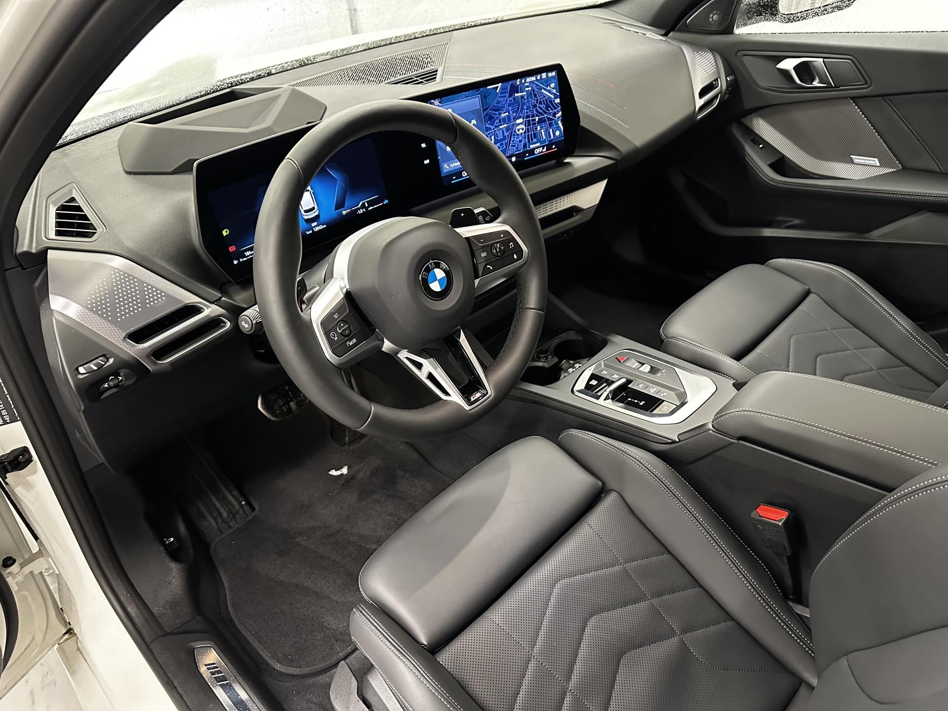 BMW Řada 1, 120d - fotka 5