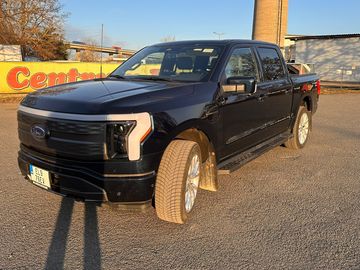 Ford F150 Lightning - Kanada
