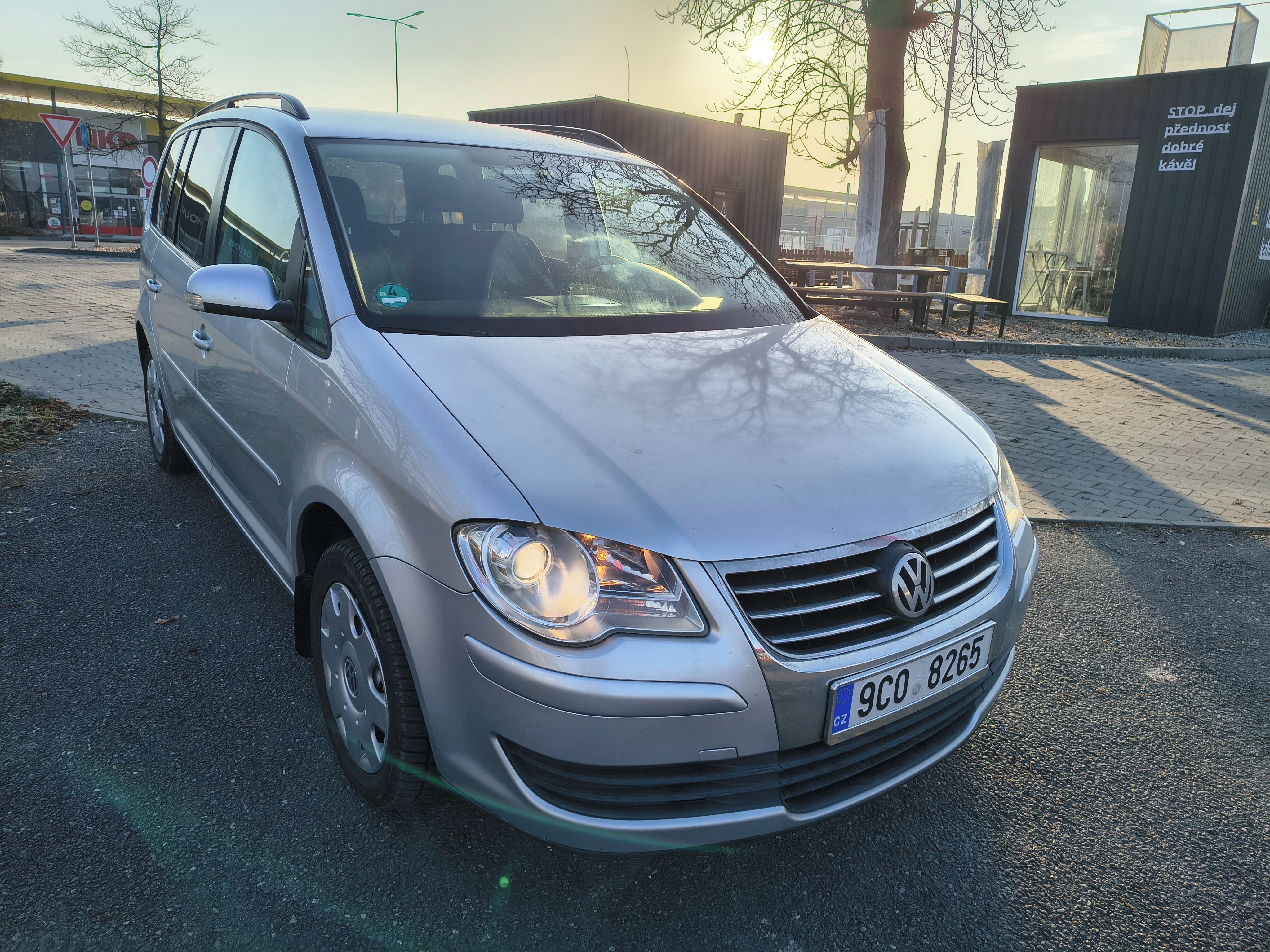 Volkswagen Touran, 1,9 TDi - nová STK - fotka 6