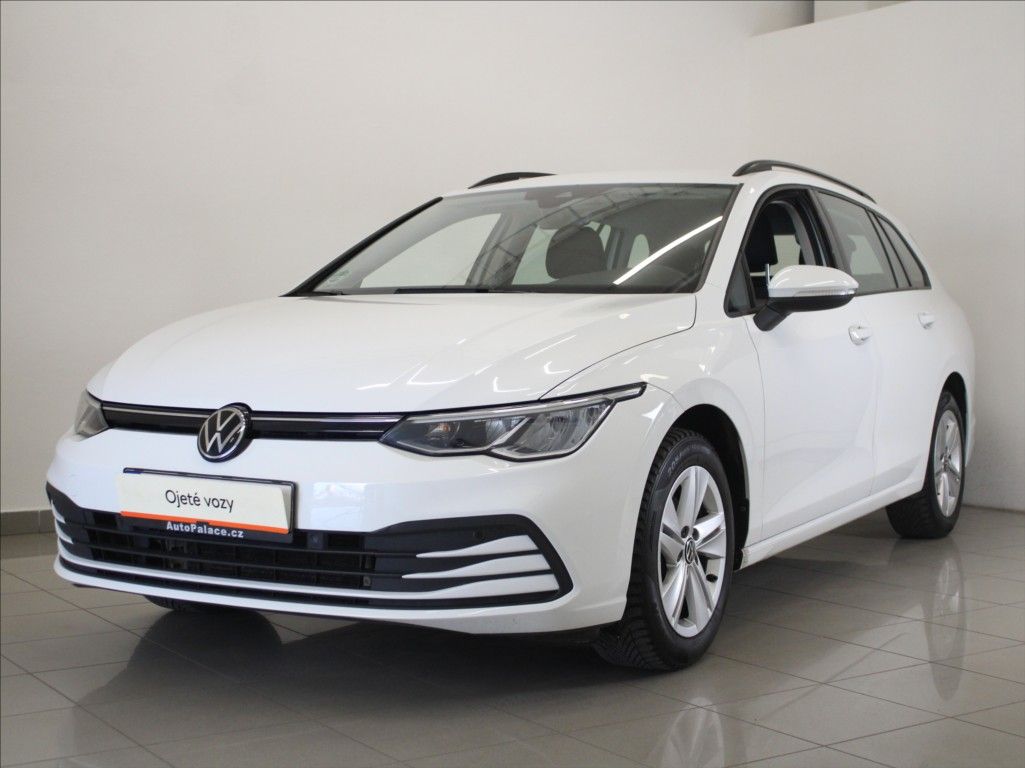 Volkswagen Golf, 1,5 TSI Life Variant 151tkm.ČR