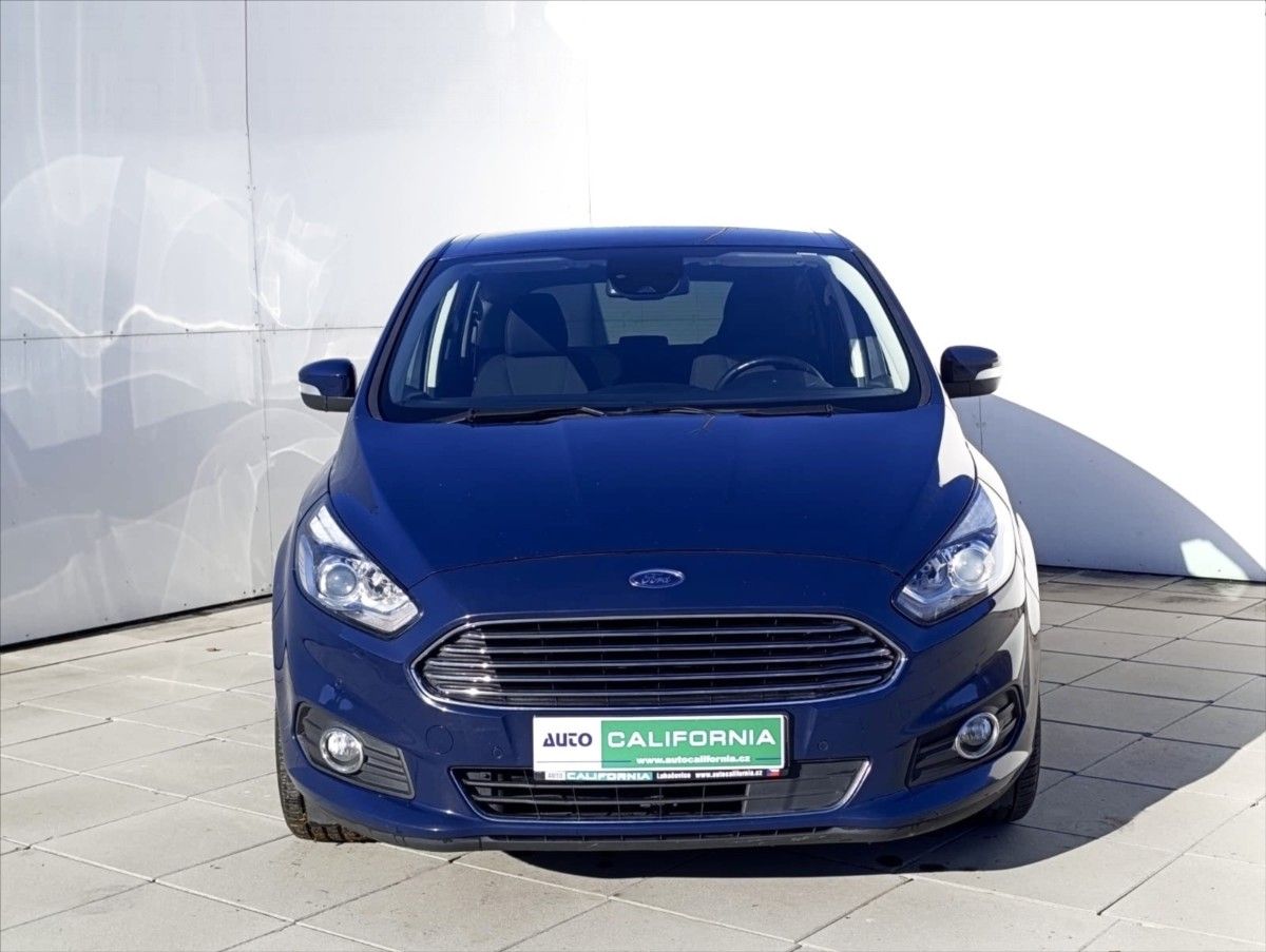 Ford S-MAX, 1,5 EcoBoost Navigace,Tažné - fotka 3