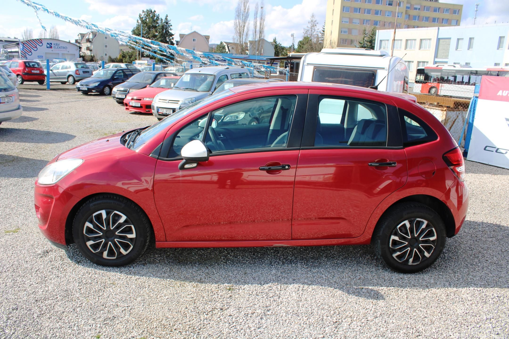 Citroën C3, 1,4i KLIMA EL.OKNA ABS CENTRÁL - fotka 4