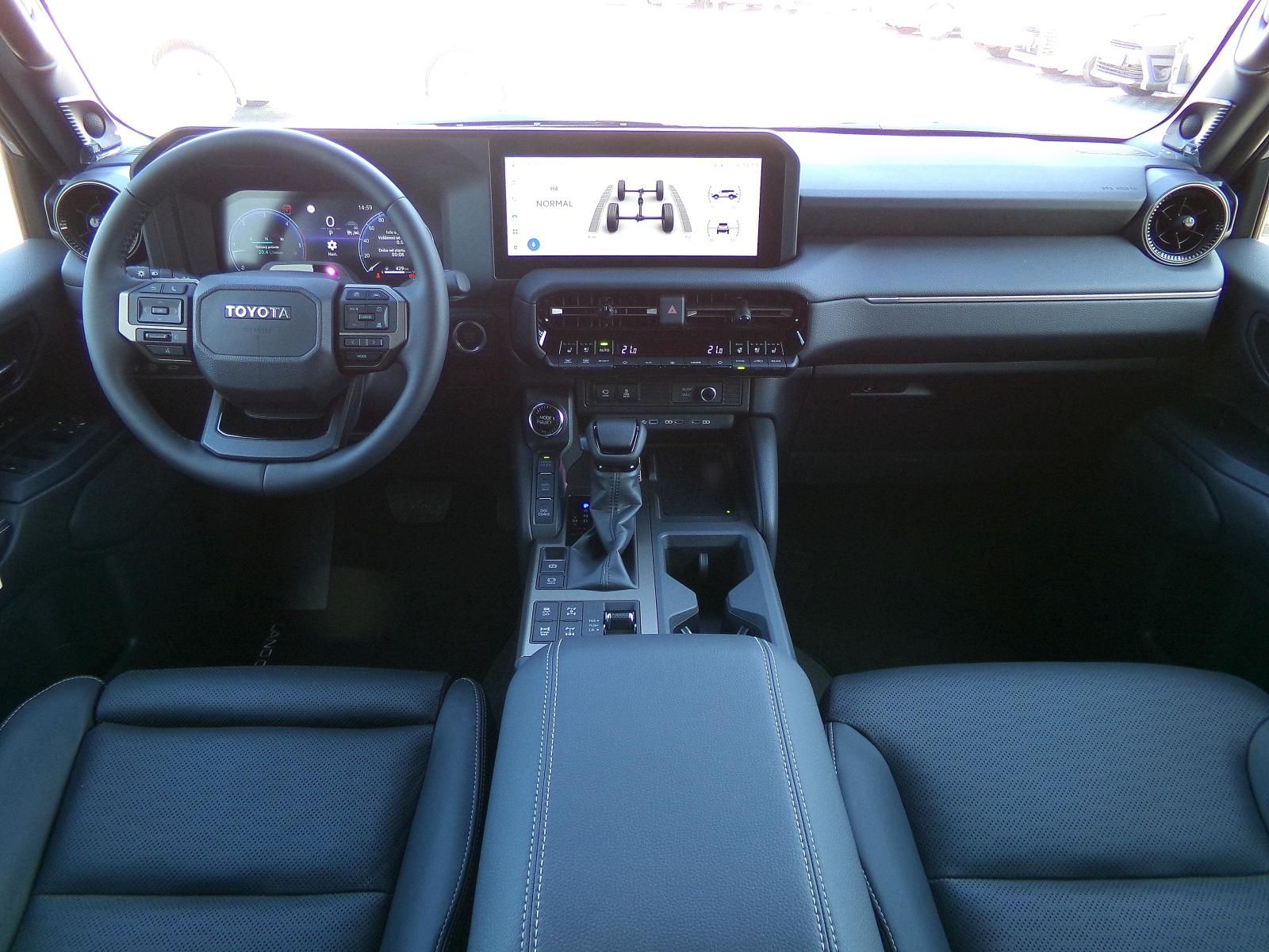 Toyota Land Cruiser, 2,8D Executive MHEV 8AT 4x4 - fotka 5
