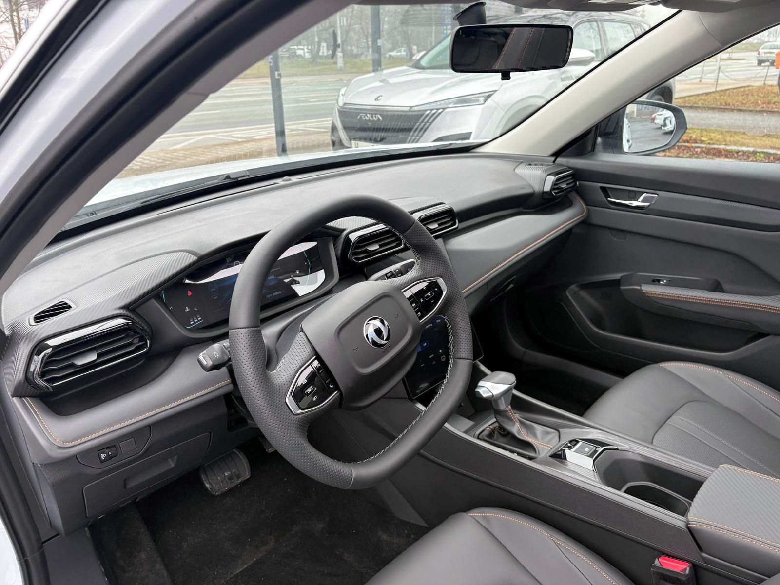 Dongfeng Shine, 1.5L 86kw 6DTC E1 SHINE GS - fotka 6
