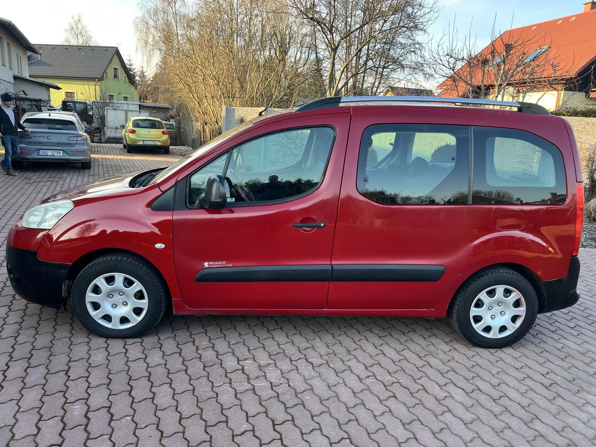 Peugeot Partner Tepee, 1.6HDI 55KW,KLIMA,ŠOUPAČKY,TZ - fotka 4