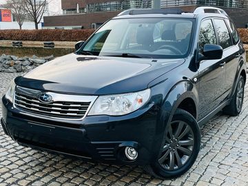 2.0i 4x4 AUT 1.MAJITEL TAŽNÉ