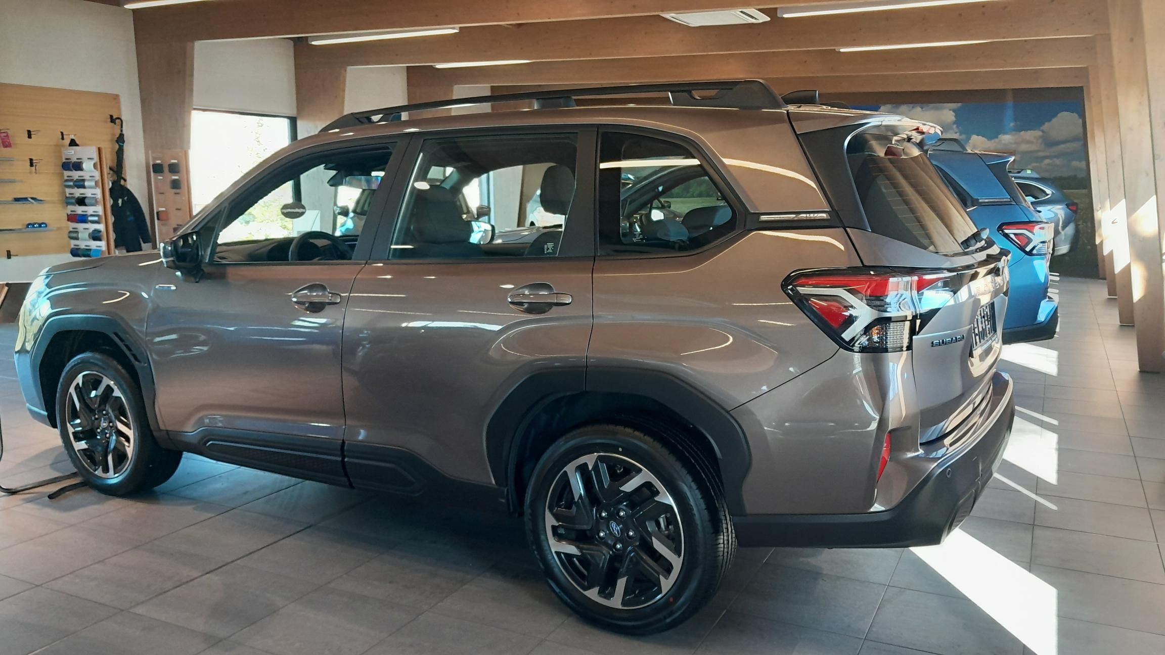 Subaru Forester, 2.0 e-BOXER Active - fotka 3