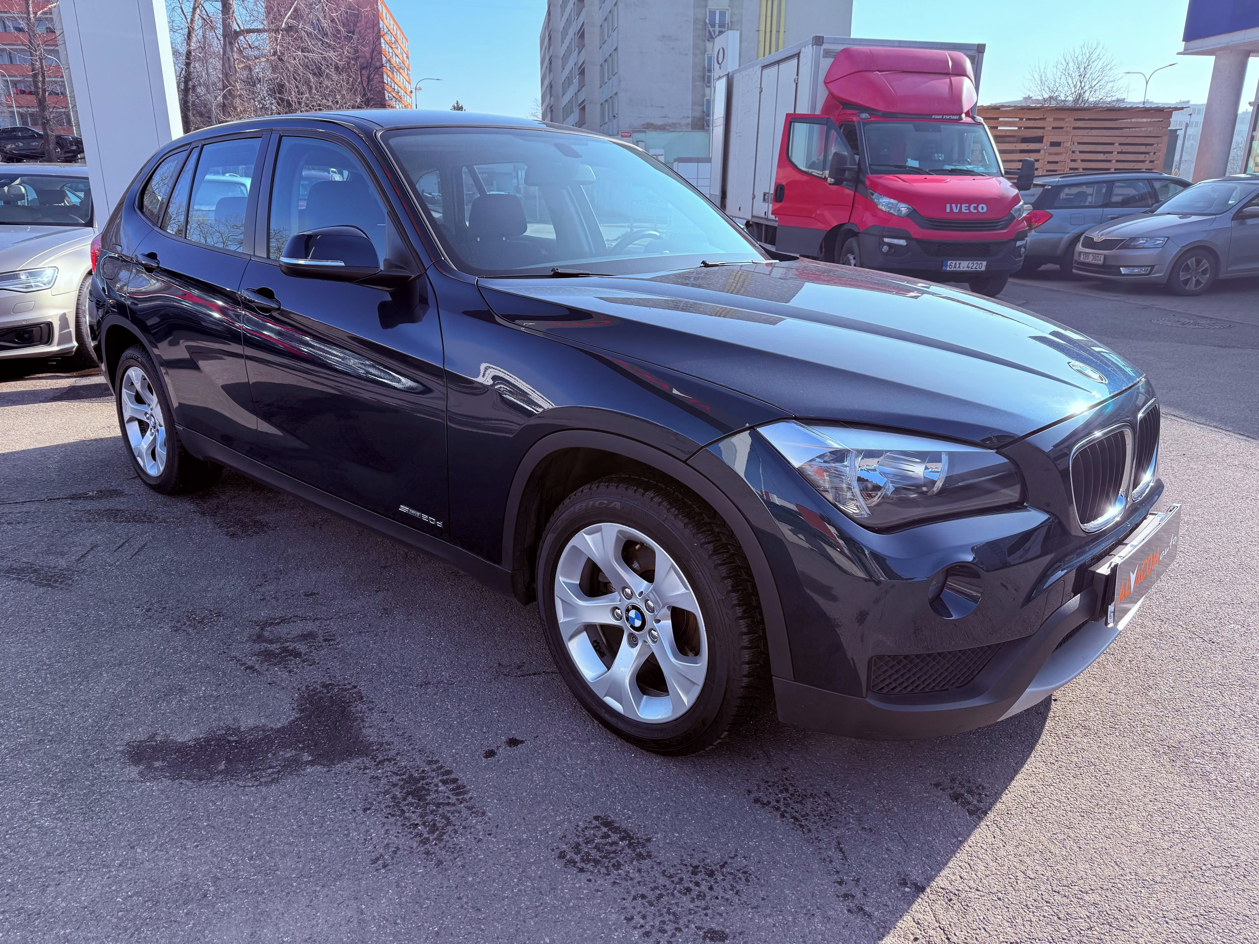 BMW X1, 20D SDRIVE 135kW - fotka 4