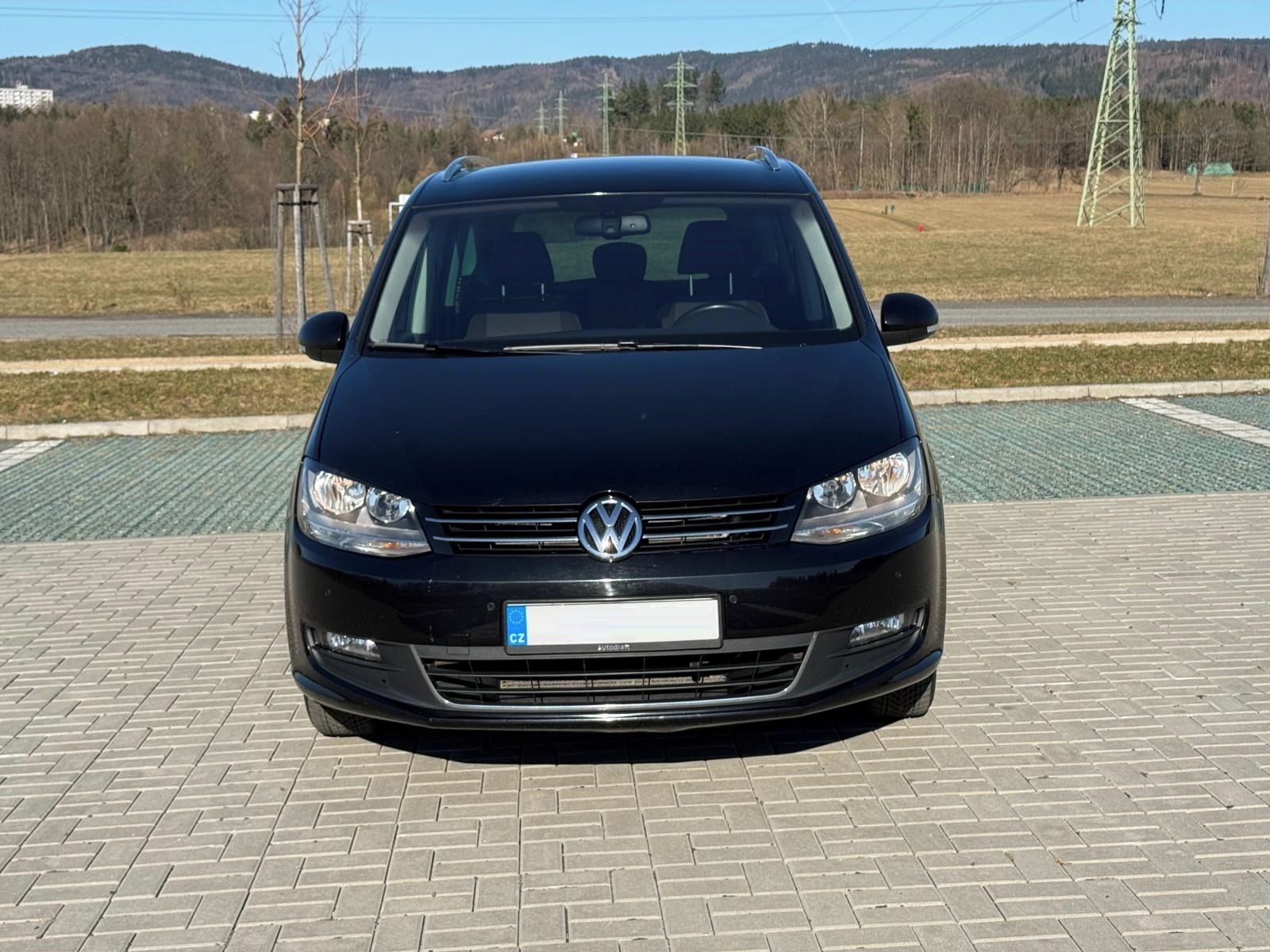 Volkswagen Sharan, 2.0TDI 103kW, 7míst, tažné,DPH - fotka 2